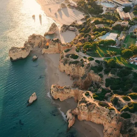 With Terrace In Prainha Resort, A Short 200-meter Walk To The Beach, By Qozzy *