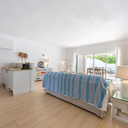 With Terrace In Prainha Resort, A Short 200-meter Walk To The Beach, By Qozzy Apartment Alvor