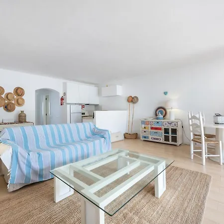 Apartment With Terrace In Prainha Resort, A Short 200-meter Walk To The Beach, By Qozzy *